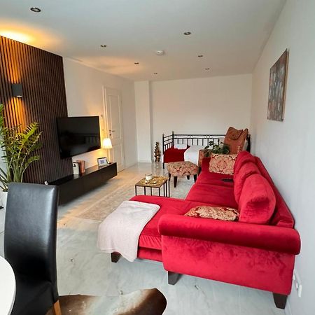 Relaxdays-Apartments 2 Garten Und Pool- Mitbenutzung, Kostenloser Parkplatz, Kontaktloser Checkin, Wifi Mit Smarttv Gutersloh Exterior photo